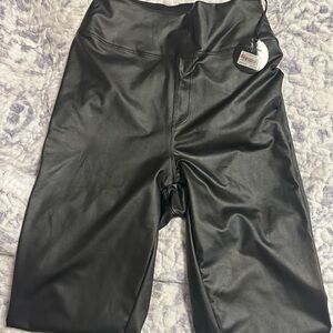 Offline (Aerie) Black Faux Leather Women's Leggings